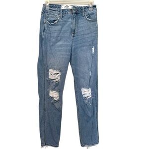 Hollister Curvy High Rise Mom Jean Vintage Stretch Size 3R. Waist 26,Length 27